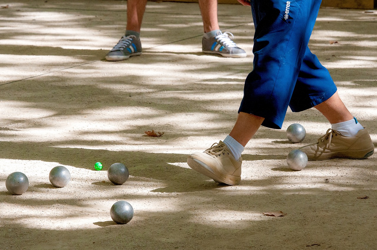 petanque-2680738_1280 terrain de pétanque